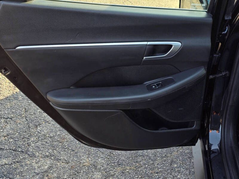 2022 Hyundai Sonata Hybrid Blue