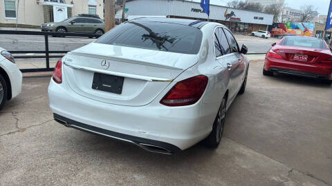 2016 Mercedes-Benz C-Class