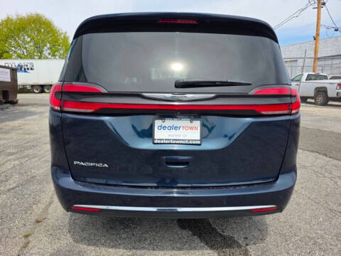 2021 Chrysler Pacifica Touring L