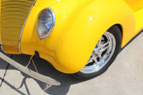 1937 Ford Cabriolet