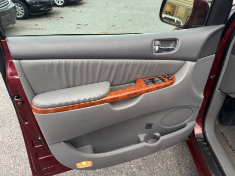 2009 Toyota Sienna XLE