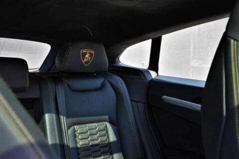 2020 Lamborghini Urus