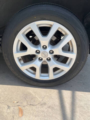 2011 Nissan Rogue SV