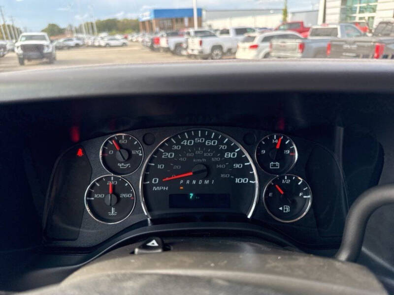 2025 Chevrolet Express 2500