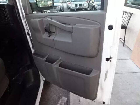 2016 GMC Savana 2500