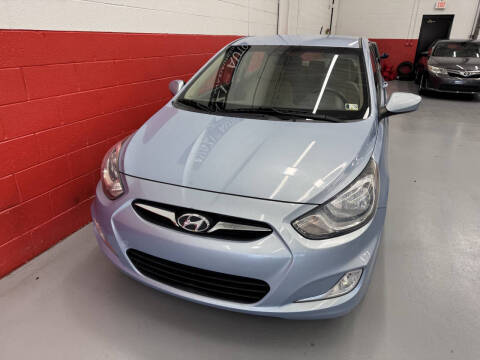 2012 Hyundai Accent GLS