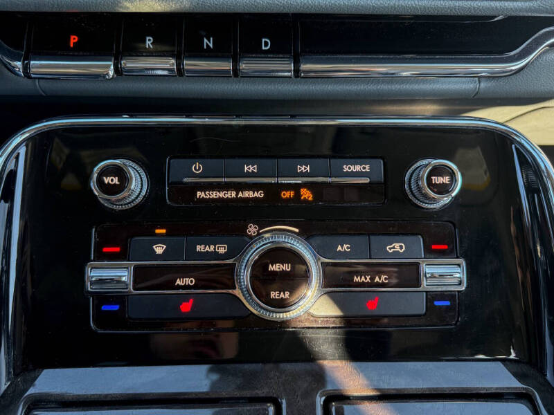 2018 Lincoln Navigator Select