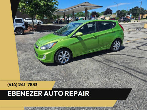 2012 Hyundai Accent SE