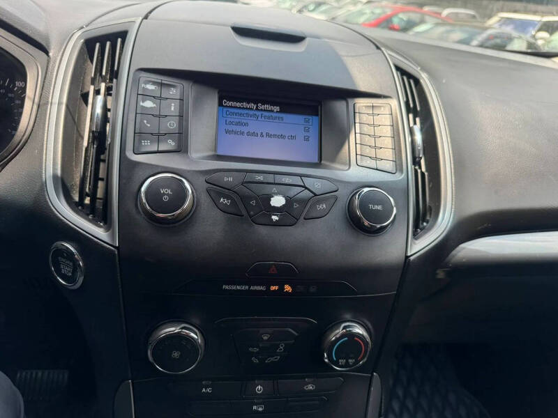 2019 Ford Edge SE