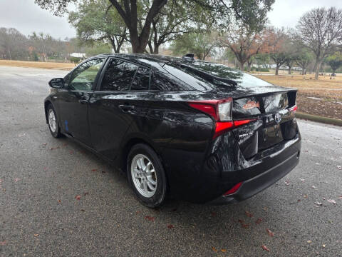 2021 Toyota Prius LE