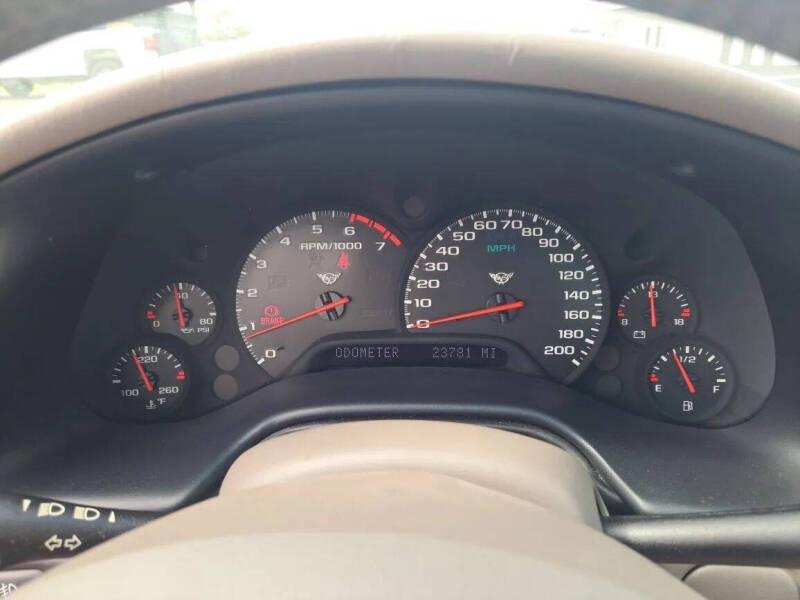 2004 Chevrolet Corvette