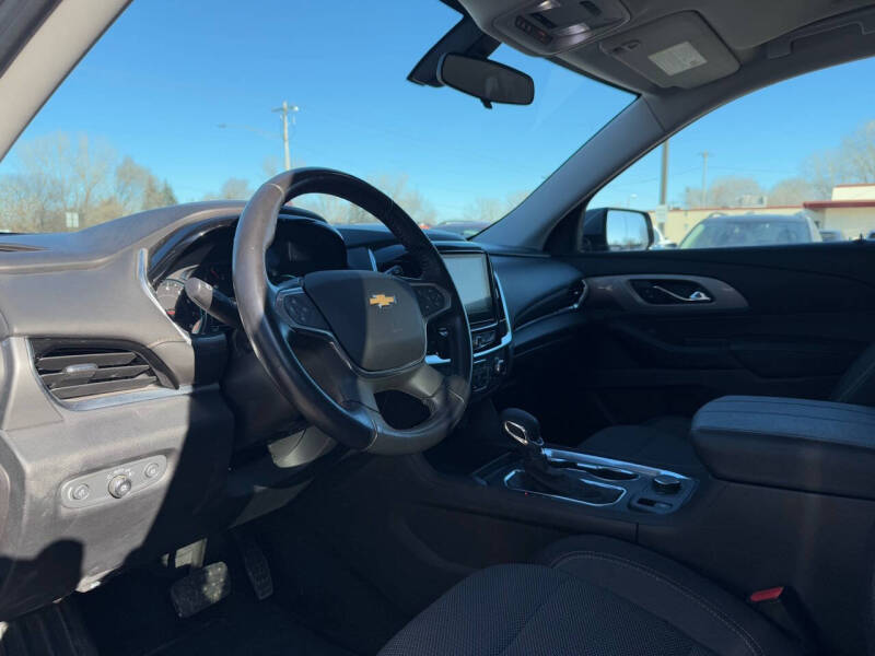 2018 Chevrolet Traverse LT Cloth