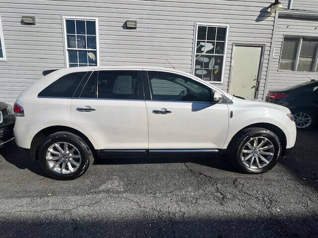 2013 Lincoln MKX Base's photo