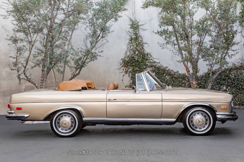 1970 Mercedes-Benz 280-Class