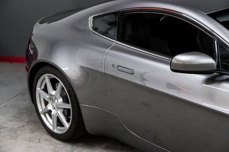 2007 Aston Martin V8 Vantage