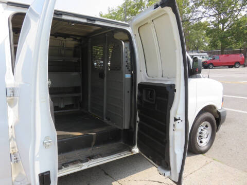 2019 Chevrolet Express 2500