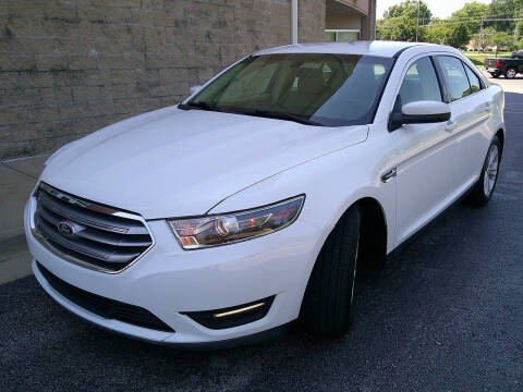 2016 Ford Taurus SEL