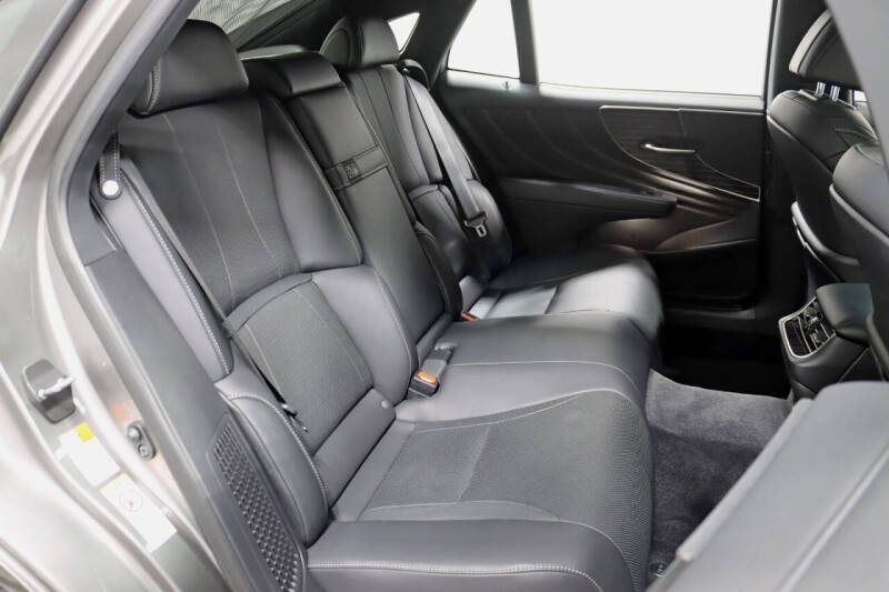 2018 Lexus LS 500h