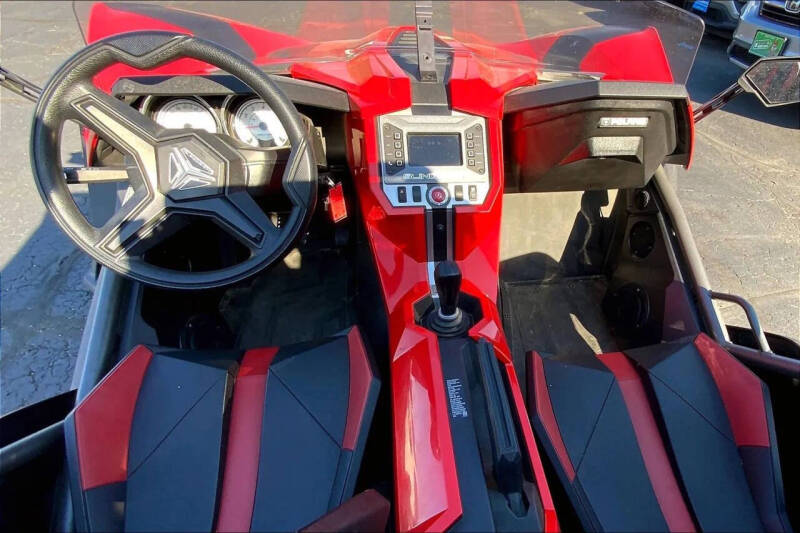 2016 Polaris Slingshot SL