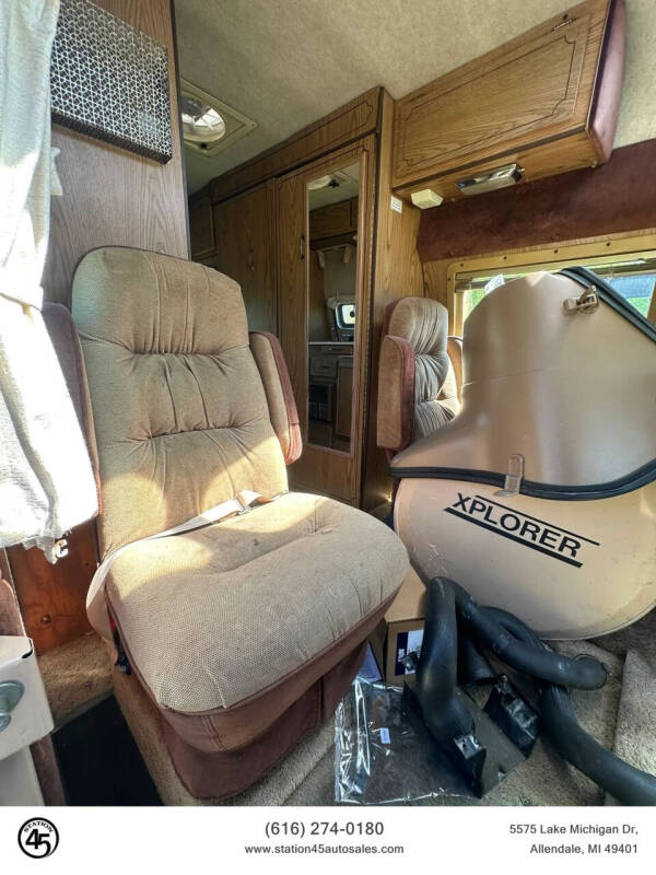 1988 Ford E-Series E-250