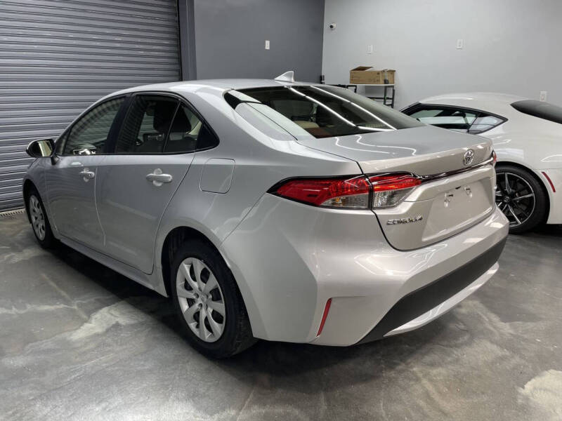 2020 Toyota Corolla LE