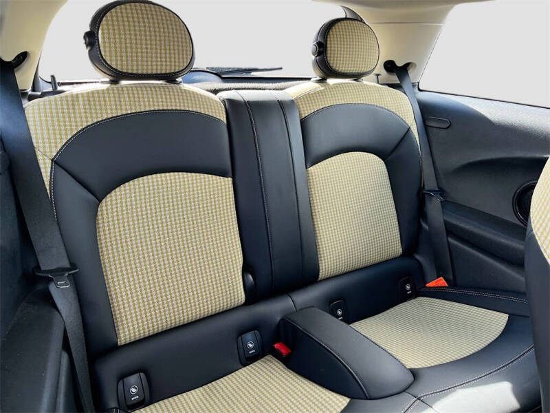 2023 MINI Hardtop 2 Door Cooper SE