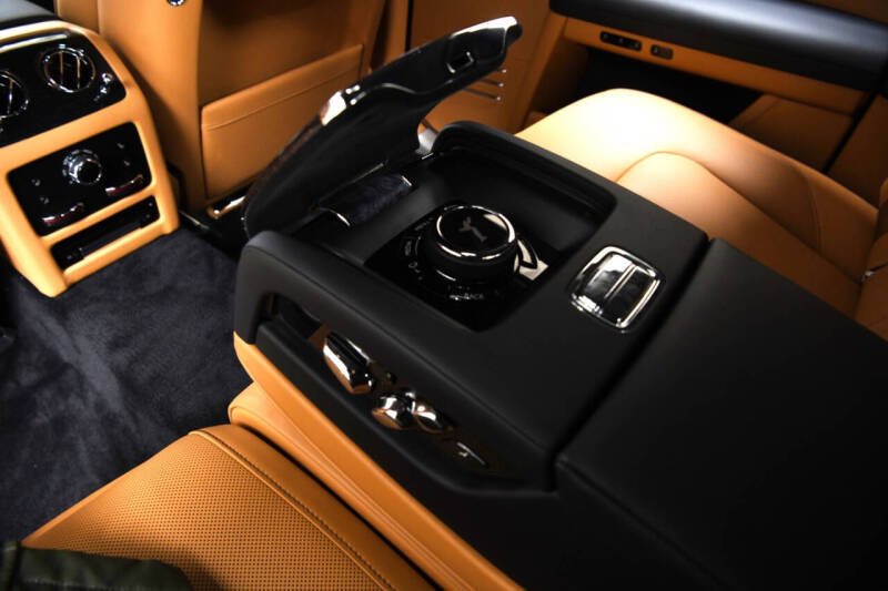 2024 Rolls-Royce Ghost EWB