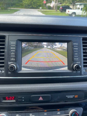 2018 Kia Sedona LX