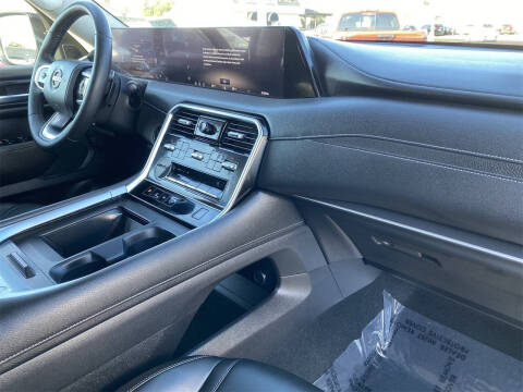 2026 Nissan Armada SV