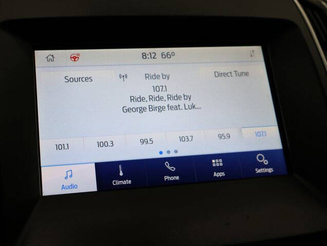 2020 Ford Edge Titanium