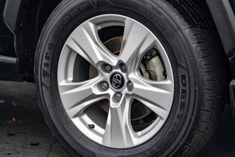 2020 Toyota RAV4 Hybrid XLE