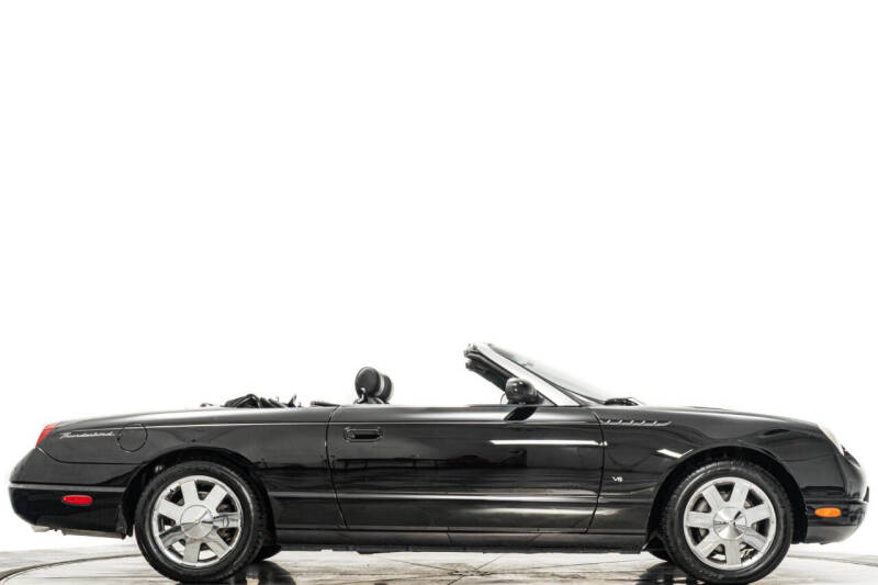 2003 Ford Thunderbird