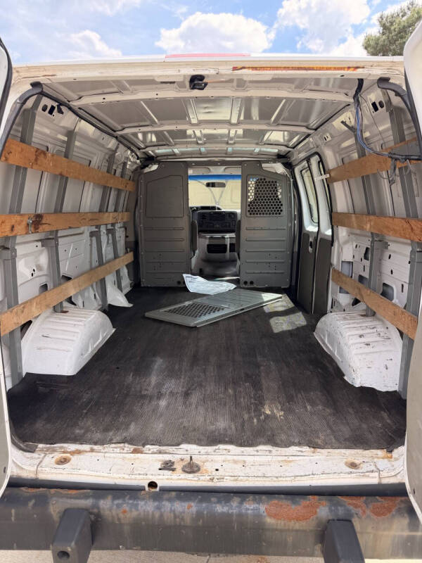 2012 Ford E-Series E-250
