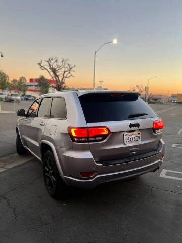 2018 Jeep Grand Cherokee Altitude