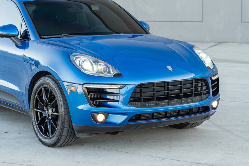 2016 Porsche Macan S