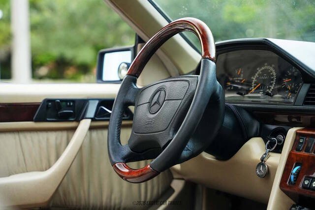 1995 Mercedes-Benz E-Class E 320
