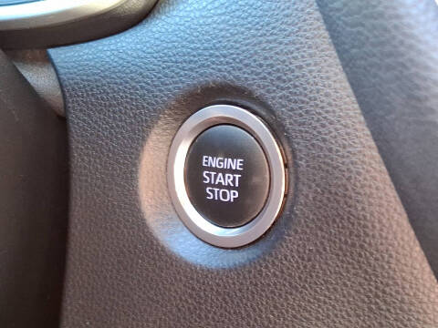 2022 Toyota Corolla Hatchback SE