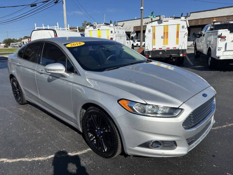 2016 Ford Fusion SE