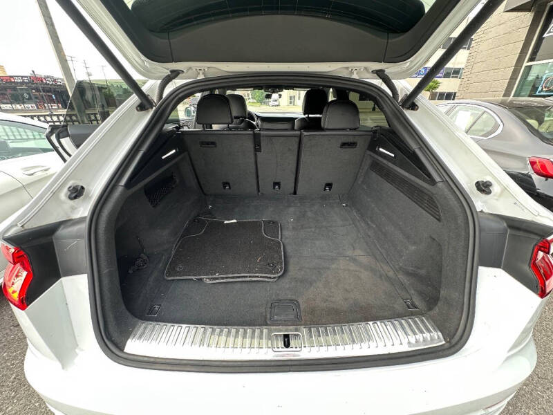 2019 Audi Q8 quattro Premium 55 TFSI