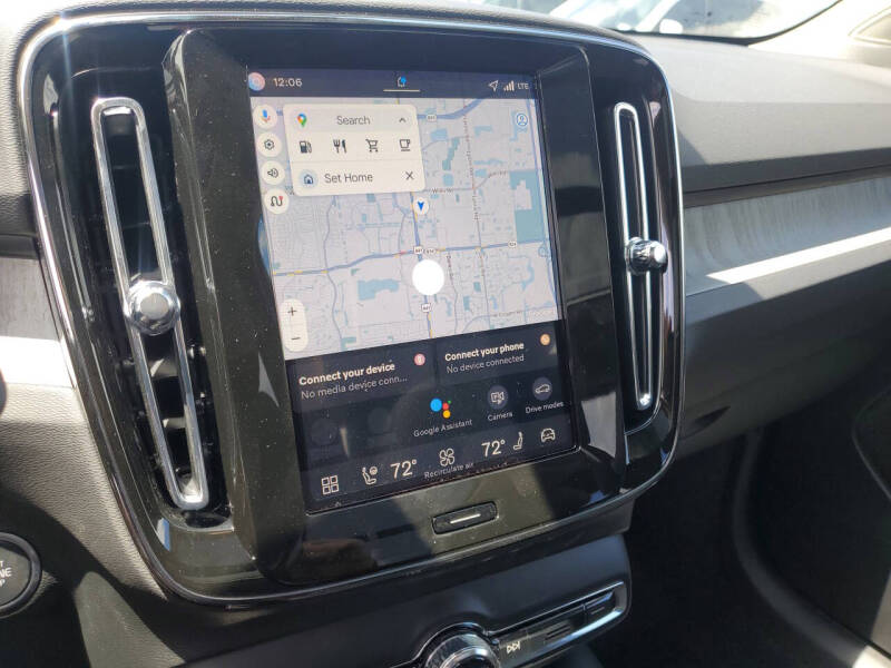 2026 Volvo XC40 B4 Core