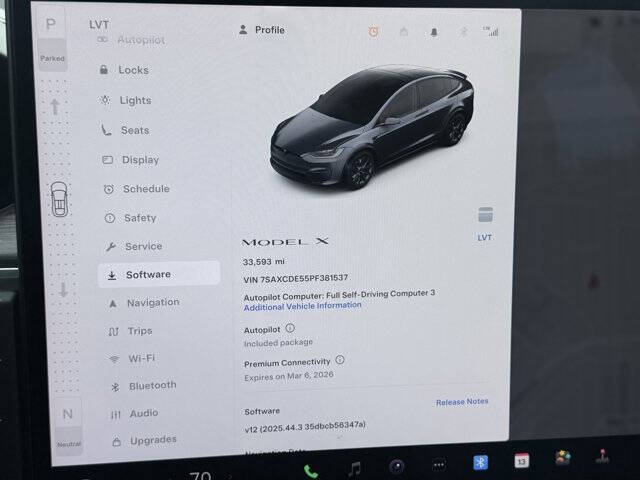 2023 Tesla Model X Standard Range