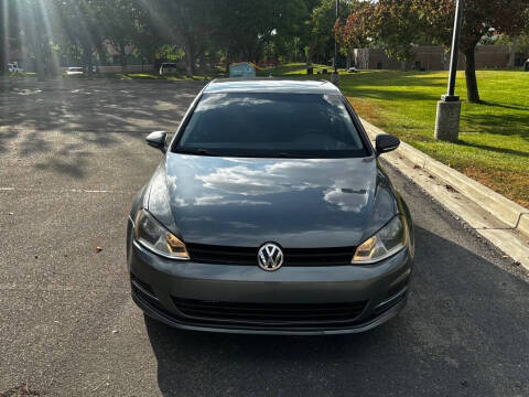 2017 Volkswagen Golf TSI S