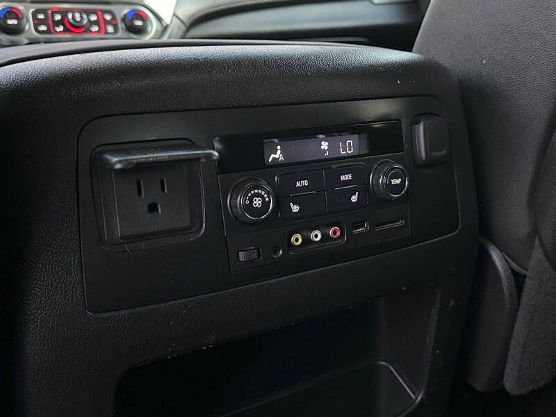2016 GMC Yukon SLT