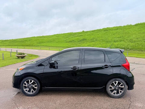 2017 Nissan Versa Note SR