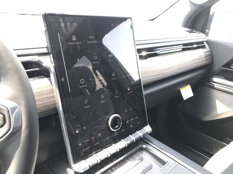 2025 GMC Sierra EV Denali