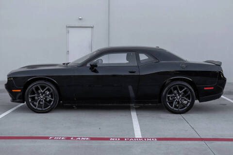2022 Dodge Challenger SXT