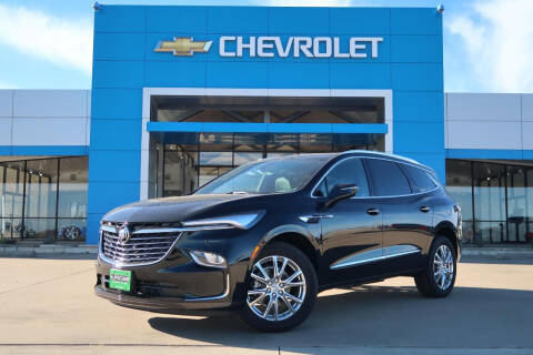 2023 Buick Enclave for sale at Lipscomb Auto Center in Bowie TX