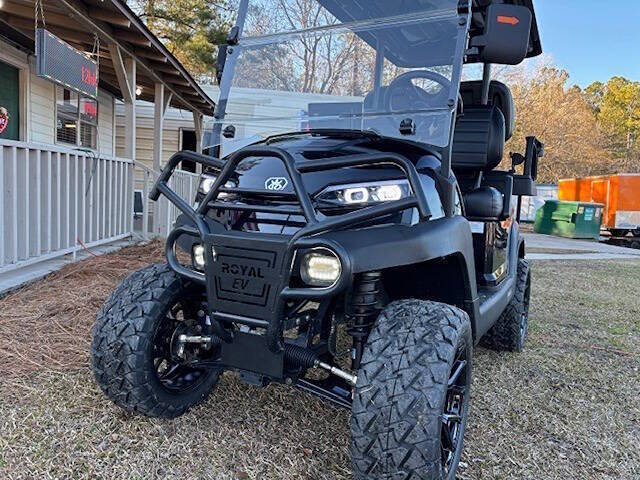 2024 Royal EV Crown 4 Lithium Golf Cart