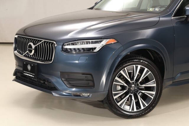 2022 Volvo XC90 T5 Momentum