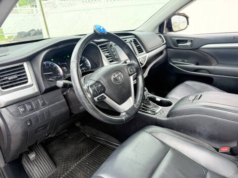 2017 Toyota Highlander XLE